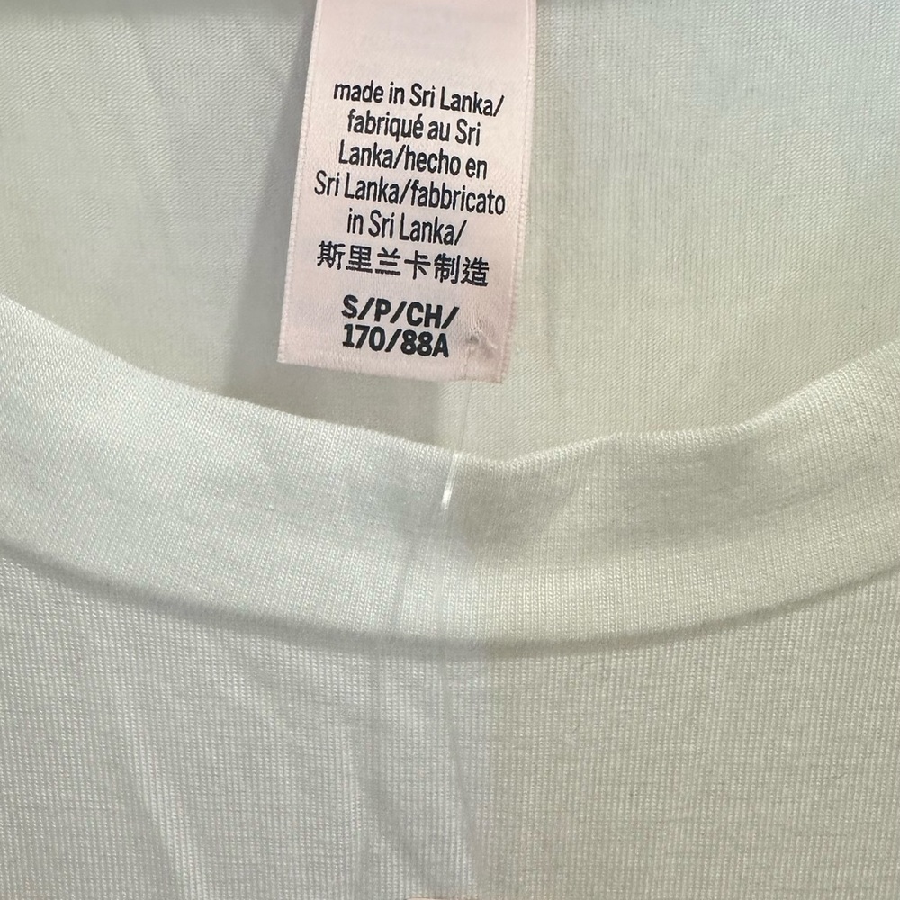 ✨ Victoria’s Secret “ANGEL” White Pink Logo Tank Top S NWT - Picture 3 of 3